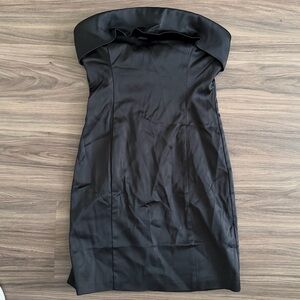 Aritzia Elegant Black Strapless Dress